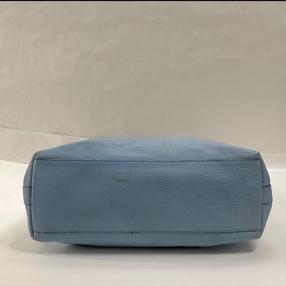 Gucci Baby Blue Shoulder Bag - Picture 5 of 9